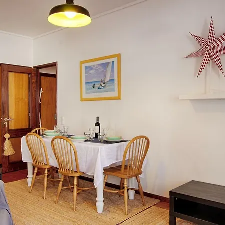 Sailing Apartment *