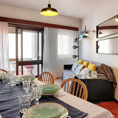 Apartment Sailing *