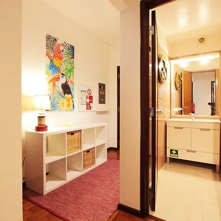 Sailing Apartment